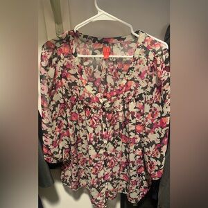Beautiful Floral women’s blouse